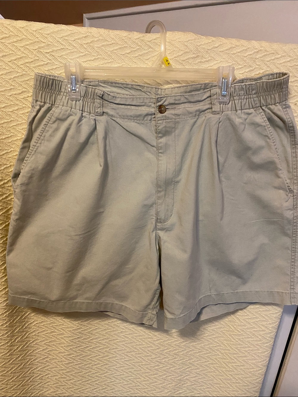bill blass Light Gray Elastic-Waist Hybrid Shorts